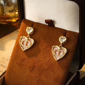 Boucles d'oreilles en forme de nez de cochon en zircon micro-incrusté, tendance féminine, aiguille en argent S925, pendentif Love Board, édition coréenne, style célébrité - Product Image 5