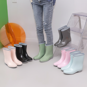 Stivali da donna di base per metà morbidi per le stagioni delle piogge stivali da lavoro per adulti alla moda per neve CD32 stivali da neve - Product Image 1