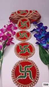 Tissu en dentelle brodé à la main 'Whispers of Bloom' sur mesure pour les robes de mariée Sarees Lehengas décorations de bordure - Product Image 6