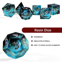 Nouveau lot de 7 dés en résine personnalisés avec logo pour RPG Donjons et Dragons, dés polyédriques bleus à bords tranchants pour jeux