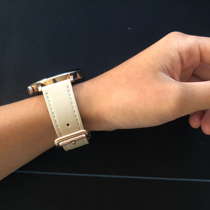 <span class=keywords><strong>Bracelet</strong></span> de <span class=keywords><strong>montre</strong></span> intelligente pour <span class=keywords><strong>femme</strong></span> en cuir synthétique de 20 mm, design sportif avec boucle à ardillon, compatible avec plusieurs marques de montres, y compris Amazfit - Product Image 3