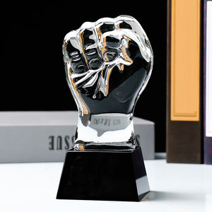 All'ingrosso K9 personalizzabile cristallo premi 3D Logo pugno trofeo come centrotavola altri oggetti di cristallo - Product Image 2