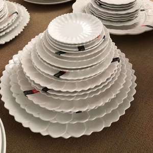 <span class=keywords><strong>Assiette</strong></span> à <span class=keywords><strong>chrysanthème</strong></span> ronde en porcelaine blanche, service de table de la chine 6-18 pouces, bon marché pour hôtel, livraison gratuite - Product Image 5