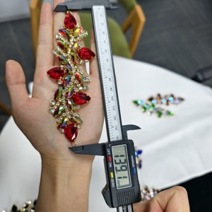 Xulin <span class=keywords><strong>fucsia</strong></span> AB Crystal Marquise a forma di foglia di strass Applique a catena <span class=keywords><strong>da</strong></span> sposa cucito <span class=keywords><strong>da</strong></span> te per copricapo - Product Image 6