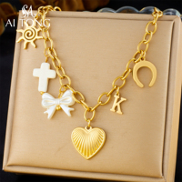 Collier Pendentif Fleur Dorée Esthétique Personnalisée en Acier Inoxydable Plaqué Or pour Femme et Fille, Bijou Quotidien pour Rendez-vous, Vente en Gros