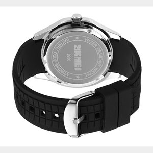 <span class=keywords><strong>Montre</strong></span> à quartz minimaliste pour <span class=keywords><strong>homme</strong></span> VVS, boîtier en alliage vintage, aiguilles <span class=keywords><strong>de</strong></span> 20 mm, bracelet en caoutchouc souple - Product Image 4