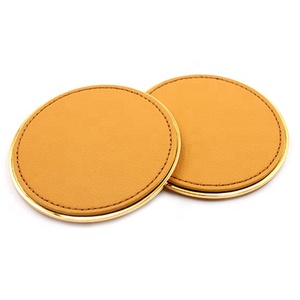 Sous-verre en cuir de luxe minimaliste personnalisé, rond ou carré, avec bordure métallique, pour bar, hôtel, maison, bureau, décoration - Product Image 2
