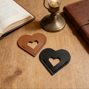 Marque-page en cuir PU mignon avec découpe en forme de cœur, marque-page minimaliste marron, marque-page d'amour, cadeau pour les amateurs de livres - Product Image 5
