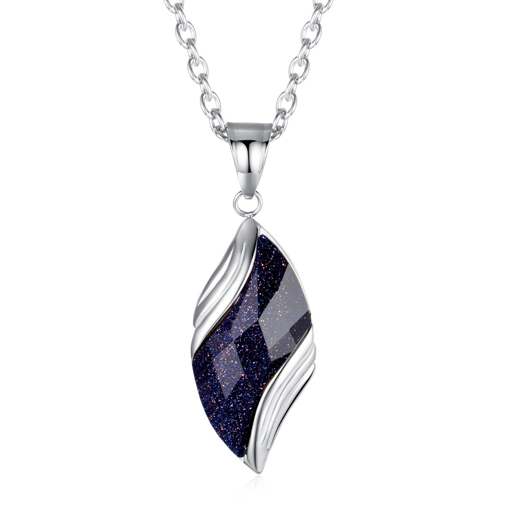 Pendentif unique en pierre noire