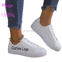 Chaussures de skateboard en cuir PU blanc vierge avec logo personnalisé FC-076 pour femmes chaussures de marche plates décontractées à lacets baskets de sport