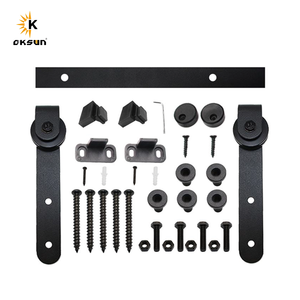 Oksun Oem/odm personnalisation système de <span class=keywords><strong>Rail</strong></span> de porte de grange décorative pour la maison Kits de quincaillerie pour porte de grange coulissante en acier au carbone - Product Image 1