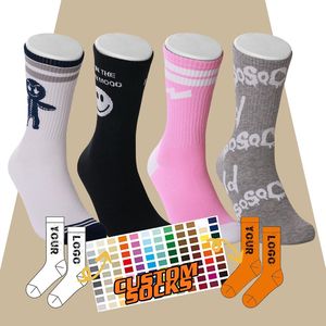 Chaussettes personnalisables sur mesure, chaussettes de compression, chaussettes de sport, chaussettes de course, chaussettes de football, chaussettes de basketball - Product Image 1