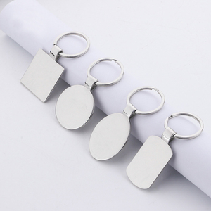 Vente en gros porte-clés conteneur de pilules articles avec Logo hôtel Anime porte-clés promotionnel personnalisé accessoires porte-clés - Product Image 1