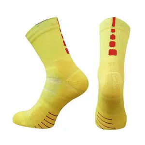 Venta al por mayor de rendimiento personalizado deportes pie Calcetines antideslizantes Athletic Soccer antideslizante calcetines de fútbol para los hombres