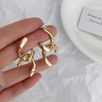 Joyería de moda Clip en resina pendiente indio coreano Acero inoxidable lujo largo mujeres Jhumka marca personalizada pendientes gruesos