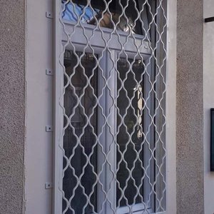 <span class=keywords><strong>Rejas</strong></span> <span class=keywords><strong>de</strong></span> Hierro <span class=keywords><strong>para</strong></span> <span class=keywords><strong>Ventanas</strong></span> con Trabajo <span class=keywords><strong>de</strong></span> Espiral Forjado a Mano, Seguridad Tradicional <span class=keywords><strong>para</strong></span> Propiedades Históricas - Product Image 2