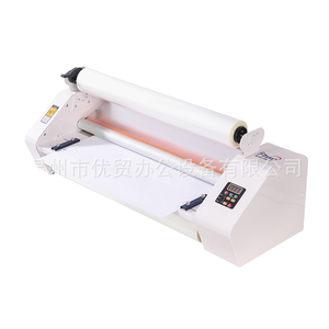 Machine de régulation de vitesse d'impression rapide à double stratification simple <span class=keywords><strong>A1</strong></span> taille 65cm <span class=keywords><strong>plastifieuse</strong></span> auto-adhésive d'étiquettes en cristal pour A5 A6 A3 - Product Image 2