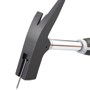 Marteau de toitureur de style allemand 600g avec manche en caoutchouc, tête en acier entièrement forgé magnétique TC-H004 - Product Image 4