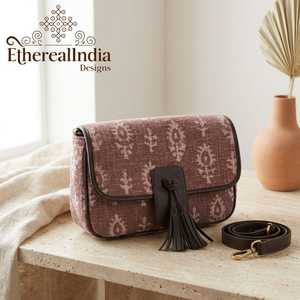 Bolso Bandolera Floral Hecho a Mano, Bolso Cruzado de Algodón con Estampado de Bloques, Bolso Pequeño de Cuero Vegano Estilo Boho Étnico - Product Image 3