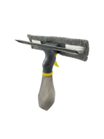 Nettoyage des vitres de salle de bains Nettoyage des vitres Nettoyage des vitres Raclette Spray