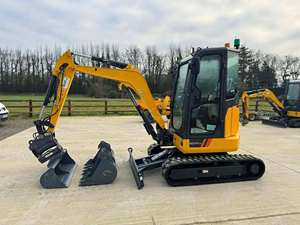 Miniexcavadora compacta 9027FZTS 9027F para construcción, jardín y granja. Sin reseñas aún. Excavadora pequeña de cadenas de 2.75 toneladas. - Product Image 6