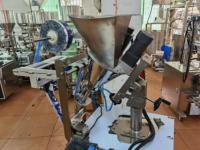 Machine d'emballage automatique verticale pour petits sachets de poudre de café, farine, épices, poudre de piment
