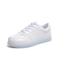 Chaussures de marque pour femmes, garçons et filles, avec chargeur USB, LED lumineuses, respirantes, éclairées, augmentant la taille, de luxe