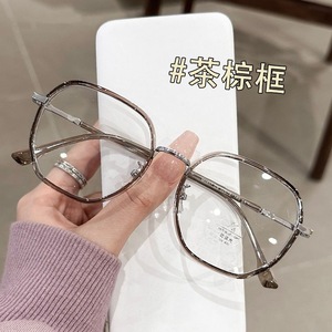 Monturas de gafas geométricas transparentes doradas 8880 para mujer, montura completa, protección contra la luz azul, lentes de cristal de silicato - Product Image 2