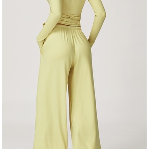 Conjunto de Yoga de Alta Calidad para Mujer, Ropa Deportiva, Logotipo Personalizado, Tela OEM - Product Image 2