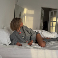 Design Sense INS Style décontracté femmes coeur bouton tricot Cardigan pour printemps automne 2025 nouvelle tenue ensemble SUETER DE MUJER avant
