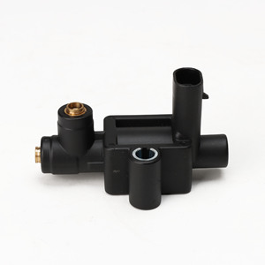 Vanne solénoïde Pacca 20807261 normalement fermée pour pièces automobiles Volvo - Product Image 1
