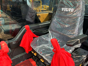 รถวอลโว่มือสอง EC210 21ton กลาง210รถขุดตีนตะขาบมือสอง - Product Image 4