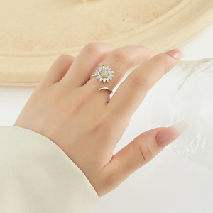 Daisy Pattern Open Ring Micro Pave Zircon Adjustable Fashion Ring For Party Jewelry - Product Image 2