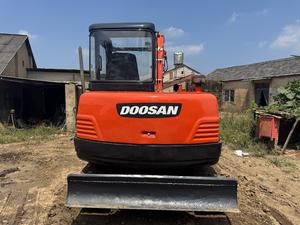 Excavatrice DOOSAN DH60 d'occasion à vendre, excavatrice haute performance, excavatrice d'occasion durable - Product Image 2