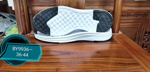 Nouvelles semelles eva décontractées pour hommes, chaussures antidérapantes de <span class=keywords><strong>haute</strong></span> qualité, couleur personnalisée, chaussures de sport décontractées, vente en gros - Product Image 2