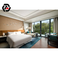 Meubles de chambre d'hôtel moderne haut de gamme : Lit king-size en chêne massif, coiffeuse, repose-pieds moelleux, table basse – Ensemble complet