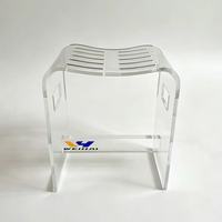 Chaise en acrylique, tabouret en acrylique avec assise à lattes, banc moderne en acrylique pour salon et salle de bain, marchepied décoratif en acrylique