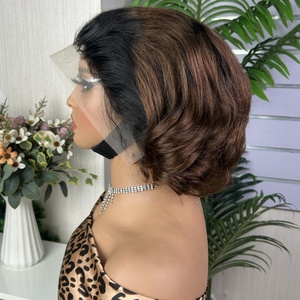 Peluca de Cabello Humano Rizado Suelto y Voluminoso con Encaje Frontal 13x4 Sin Pegamento, Estilo Fumi, Ondulado y Natural, con Reflejos Brillantes - Product Image 4
