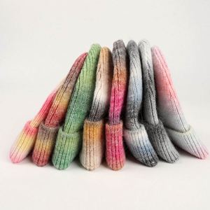 Winter New Tie-dyeing Gradient Knitted Hat Unisex <b>Rainbow</b> Warm Thickened Acrylic Beanies - Product Image 3