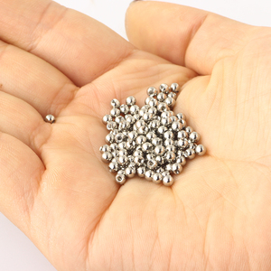 Venta al por mayor de bolas de repuesto de acero quirúrgico con rosca externa de 16g y 14g para piercing industrial, lengua, pezón y ombligo - Product Image 3