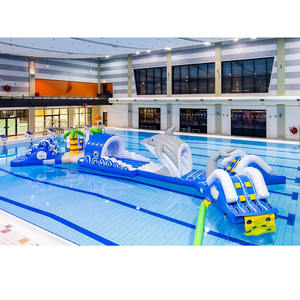 Circuito de Aventuras Inflable Flotante para Piscina con Escalada, Carreras y Tobogán, con Temática de Tiburón de Aguas Profundas - Product Image 4