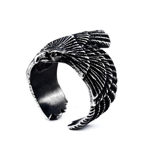 Anillo de águila de acero inoxidable 316L de dos tonos para hombre, en tono plata envejecida y oro, joyería gótica, punk, motociclista, audaz y oscura. - Product Image 2