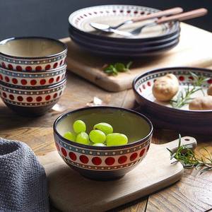 Set di Stoviglie in <span class=keywords><strong>Ceramica</strong></span> Stile Nordico Americano Vintage, 46 Pezzi, Porcellana Bone China, <span class=keywords><strong>Piatti</strong></span> in <span class=keywords><strong>Ceramica</strong></span> Modello Ciliegia Rossa per Casa - Product Image 5