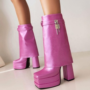 Botines de Plataforma Cortos para Mujer, Talla Grande 48, con Tacón Grueso Plegable y Cierre Metálico Tipo Tiburón - Product Image 1