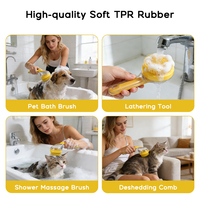 Brosse de bain pour chien portable 2 en 1 avec distributeur de shampooing intégré Matériau TPR Outil de bain de toilettage pour animaux de compagnie Alimenté par batterie