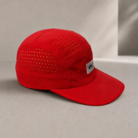 Casquette de course haute performance à 5 panneaux, perforée au laser, respirante, légère, séchage rapide, 100 % polyester, avec image