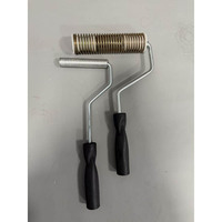 Rouleau de nettoyage industriel de qualité professionnelle en aluminium et fibre de verre, robuste, avec poignée en plastique, pour coins et surfaces à bulles, OEM