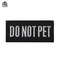 Écusson brodé noir et blanc avec inscription 'Funny Service Dog Animal Pets DO NOT PET' pour vêtements, sacs et chapeaux d'animaux, à coudre
