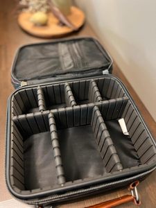 Échantillon gratuit Sac de rangement pour cordon électronique avec séparateur réglable Grand sac de rangement pour câble Étui de transport - Product Image 3