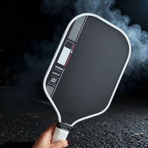 ไม้ปิงปอง IV <span class=keywords><strong>BEN</strong></span> JOHNS รุ่น Pro Player Edition 16 มม. T700 Gen4 แกนรังผึ้ง ขอบฝ้า ไม่มีขอบ ได้รับการรับรองจาก USAPA สำหรับความบันเทิงแบบพกพา - Product Image 1